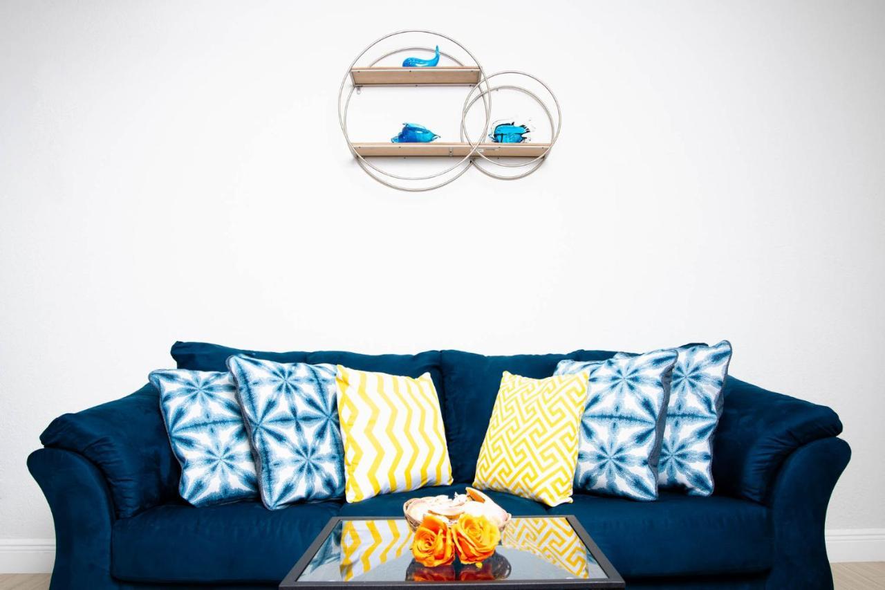Sheer Bliss Beachview Apt #2 George Town Esterno foto
